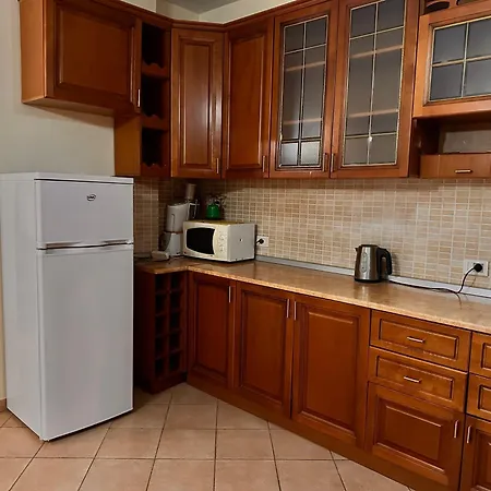 Grande House Apartment *